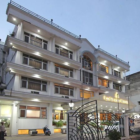 Le Grand Hotel Haridwar Exterior photo