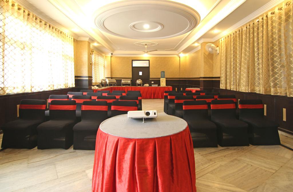 Le Grand Hotel Haridwar Exterior photo