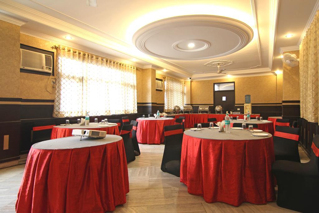 Le Grand Hotel Haridwar Exterior photo
