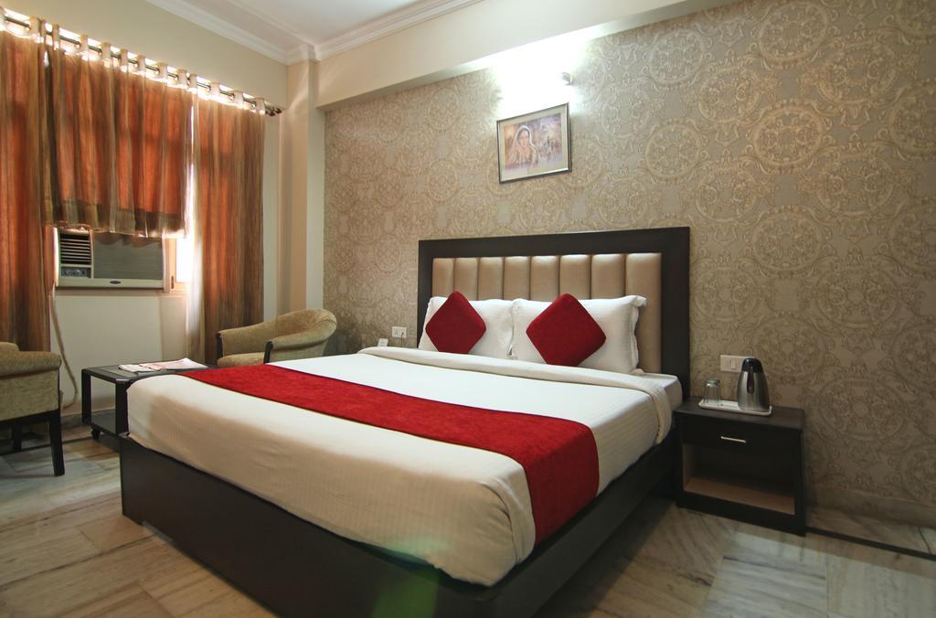 Le Grand Hotel Haridwar Exterior photo