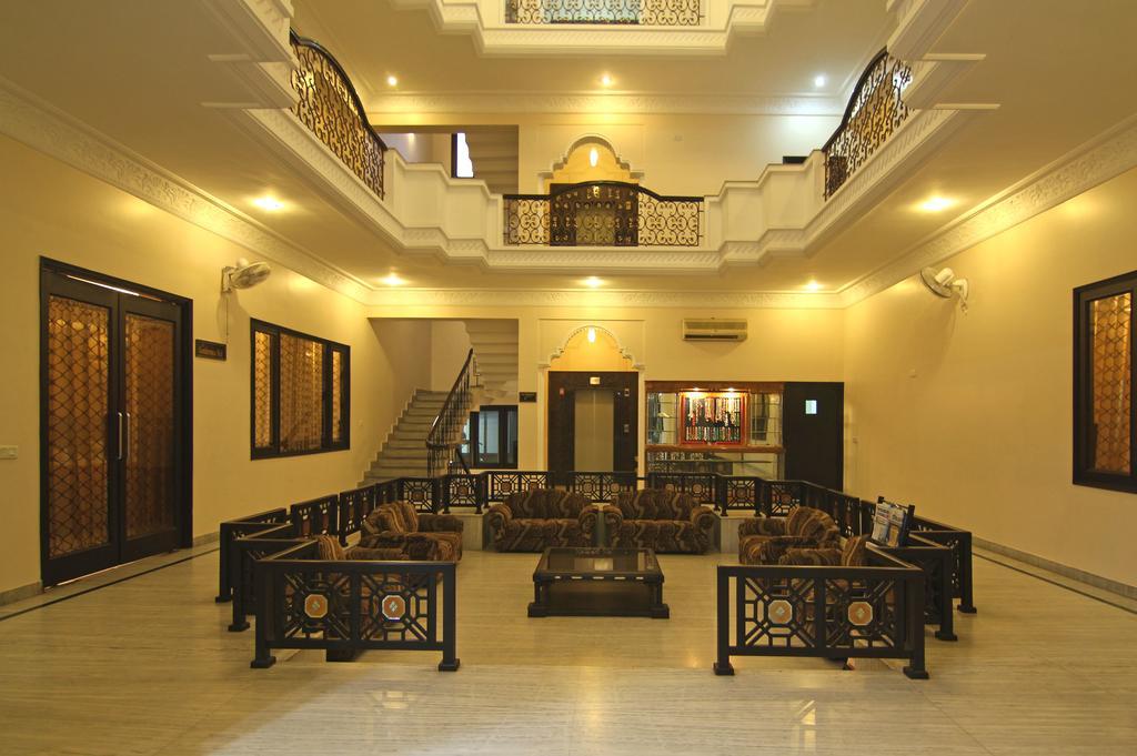 Le Grand Hotel Haridwar Exterior photo