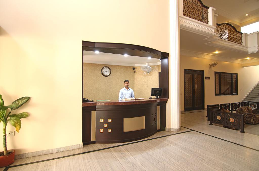 Le Grand Hotel Haridwar Exterior photo