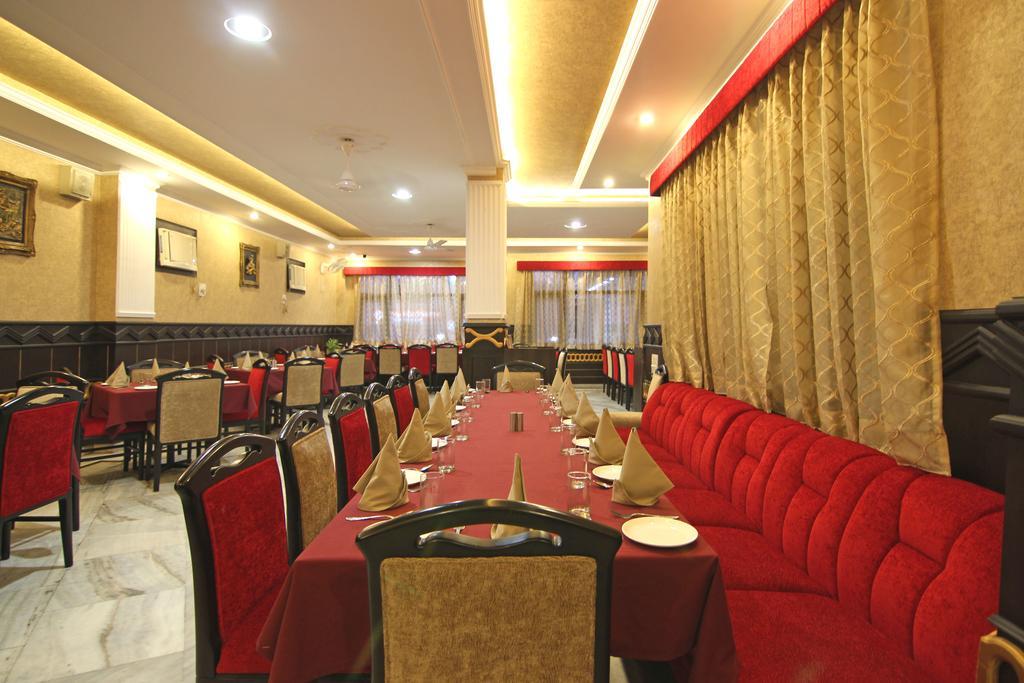 Le Grand Hotel Haridwar Exterior photo