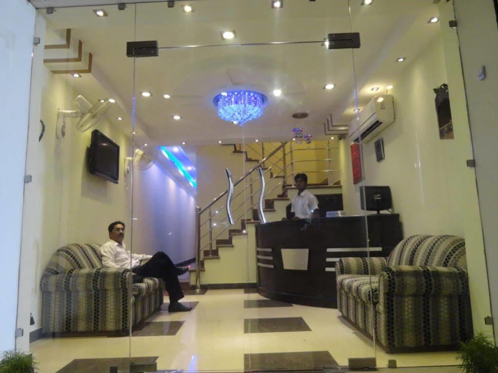 Le Grand Hotel Haridwar Exterior photo